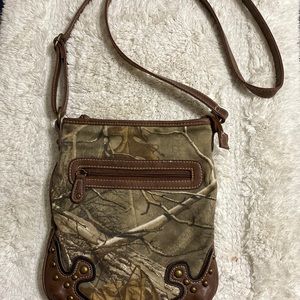 Camouflage cross body purse with adjustable strap